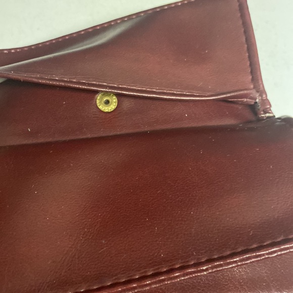 FS ORIGINAL Accordian Leather Bifold Snap Wallet - Picture 15 of 17